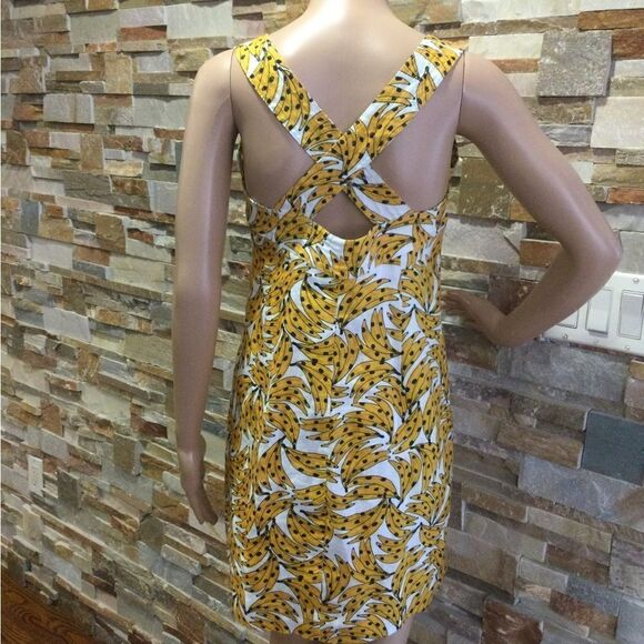 FARM RIO Spotted Bananas Cross-Back Mini Sress - Picture 3 of 11